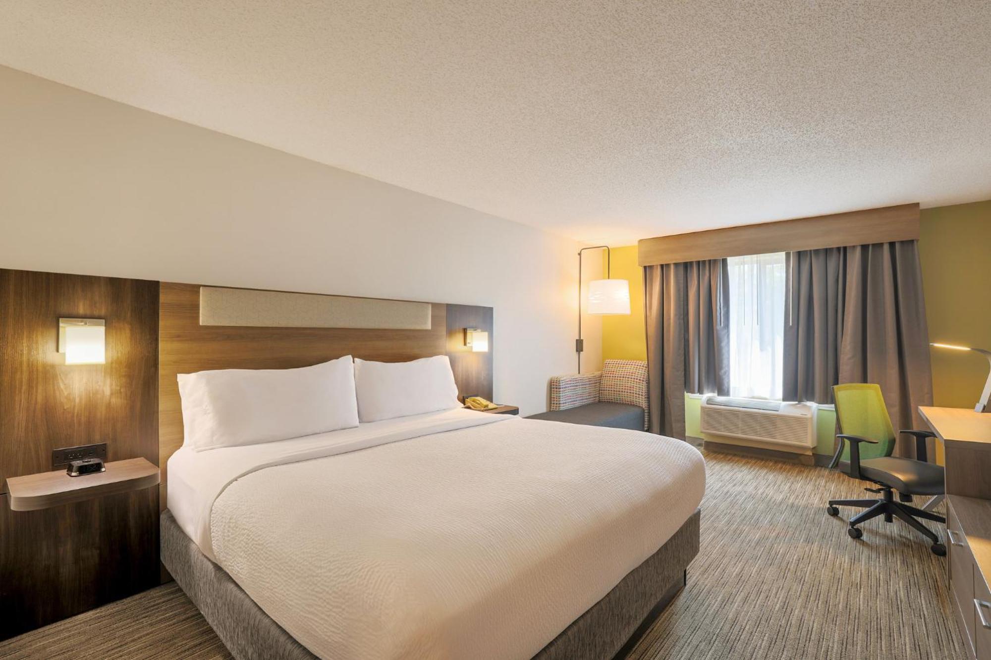 Holiday Inn Express Hotel & Suites Raleigh North - Wake Forest By Ihg Экстерьер фото